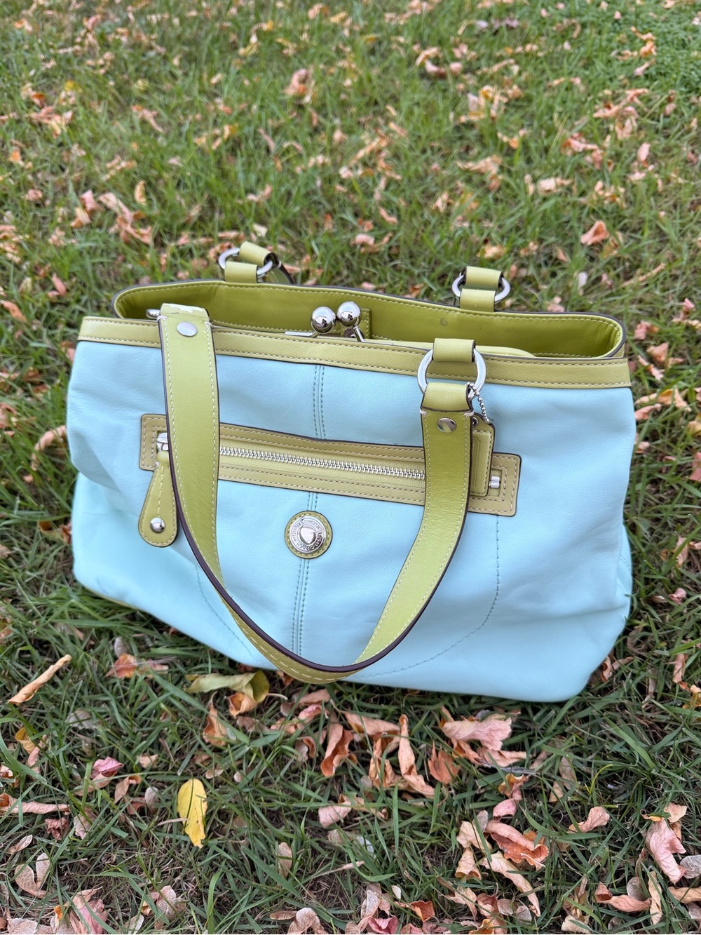 Coach Laura Leather Kisslock Carryall – Seafoam & Lime F14866